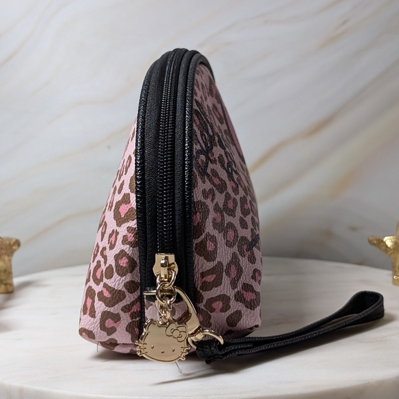 NWOT Sanrio Hello Kitty Leopard Print Make Up Cosmetic Pouch Bag - Picture 5 of 8